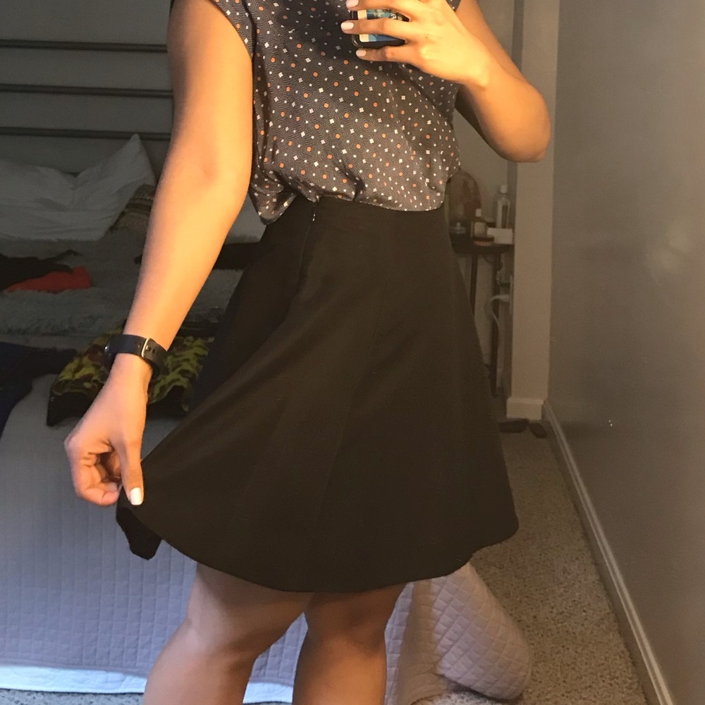 Kate spade ♠️ size 4 black skirt